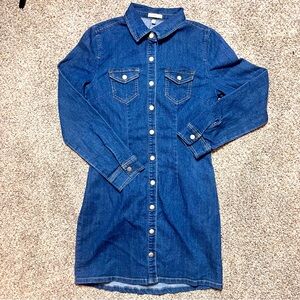 Western Dark Blue denim dress with a Silver button embellishment